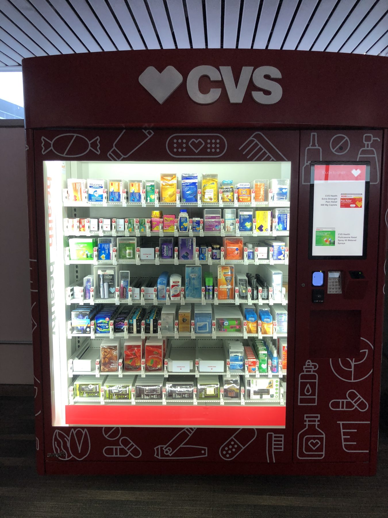 Airport Beauty Vending Machines Get Pretty on The Fly